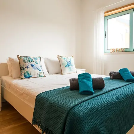 Apartment One Bedroom Seaview Marina