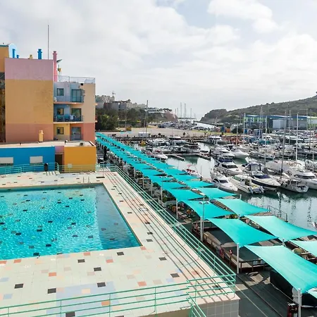 One Bedroom Seaview Marina شقة البوفيرا